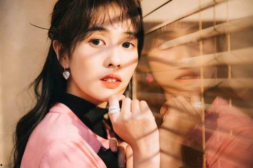 明星爆料白鹿视频播放在线观看,明星爆料幕后故事大揭秘  第1张